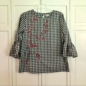 SALE Jennifer & grace gingham embroidered top